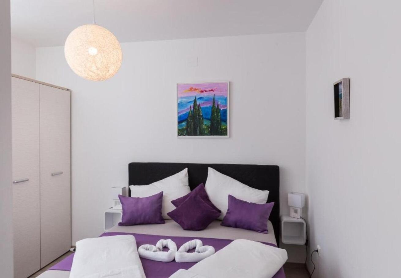 Apartments Ante - With Pool ツァヴタット エクステリア 写真