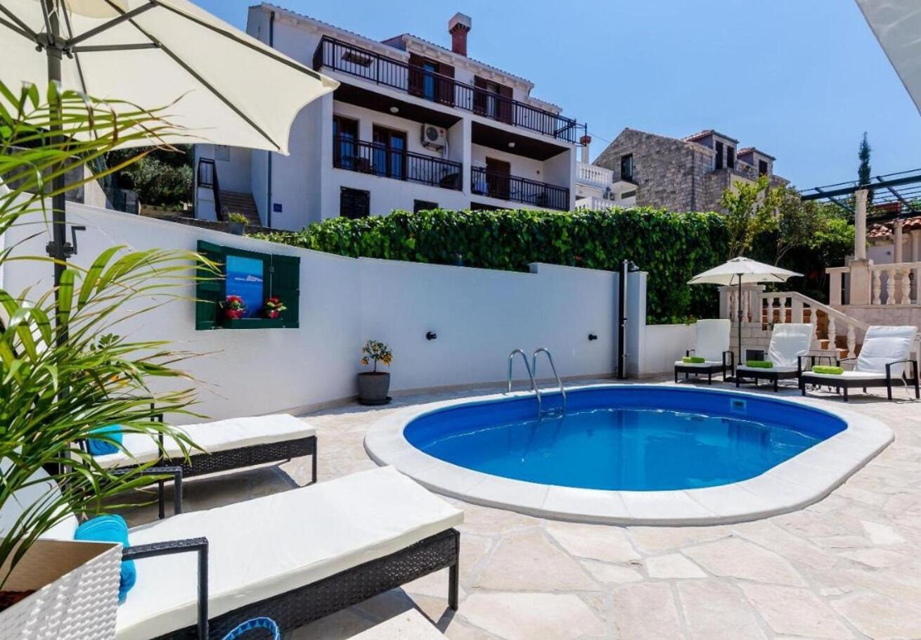 Apartments Ante - With Pool ツァヴタット エクステリア 写真
