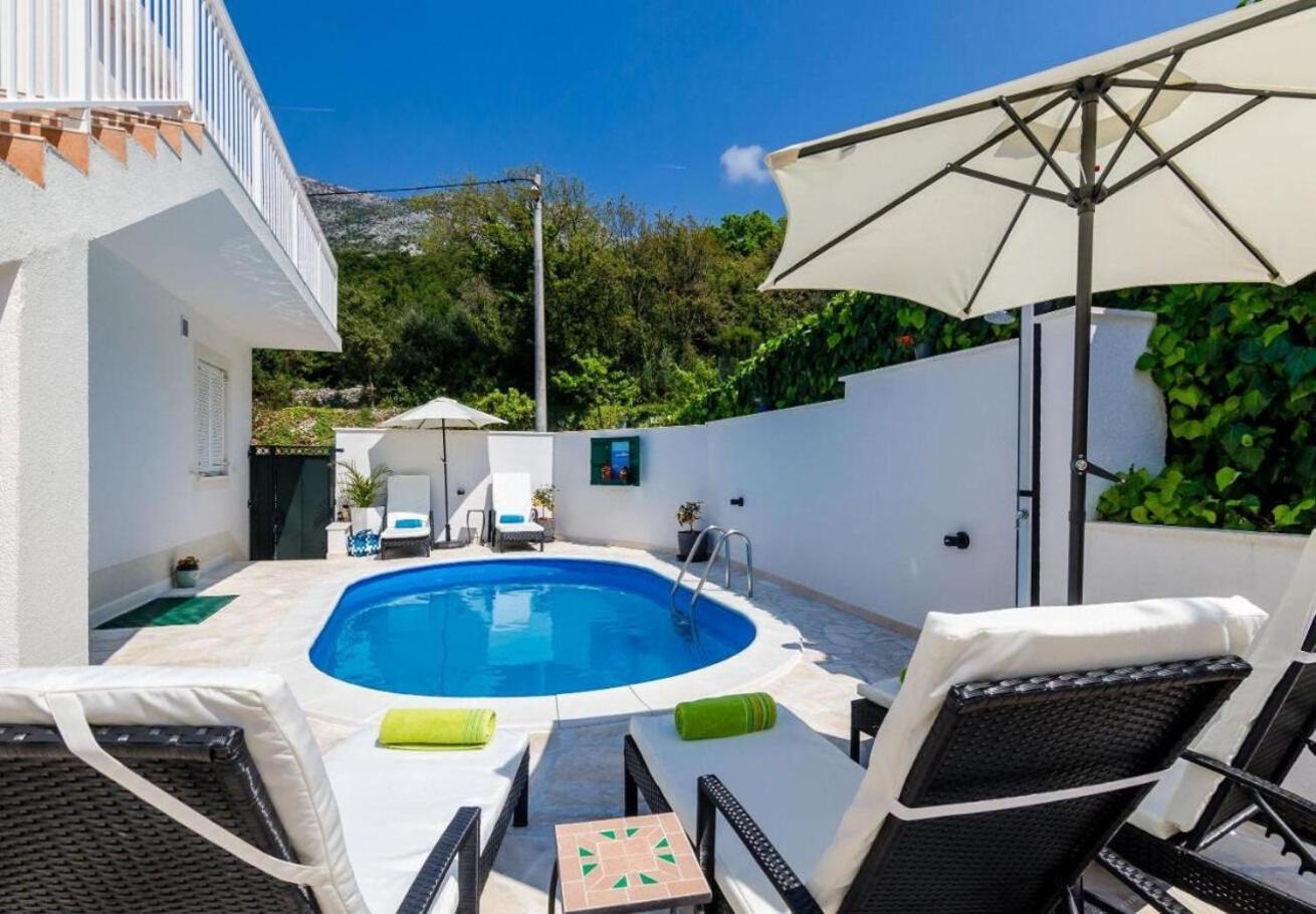 Apartments Ante - With Pool ツァヴタット エクステリア 写真